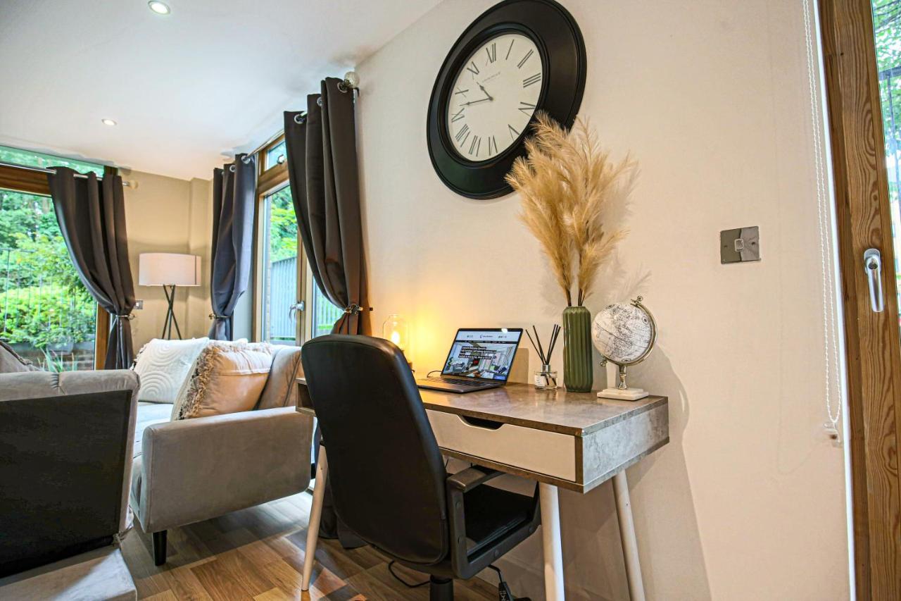 Campbell Park Apartment - City Centre - Free Parking, Balcony, Super-Fast Wifi And Smart Tv With Netflix By Yoko Property Милтон-Кейнс Экстерьер фото