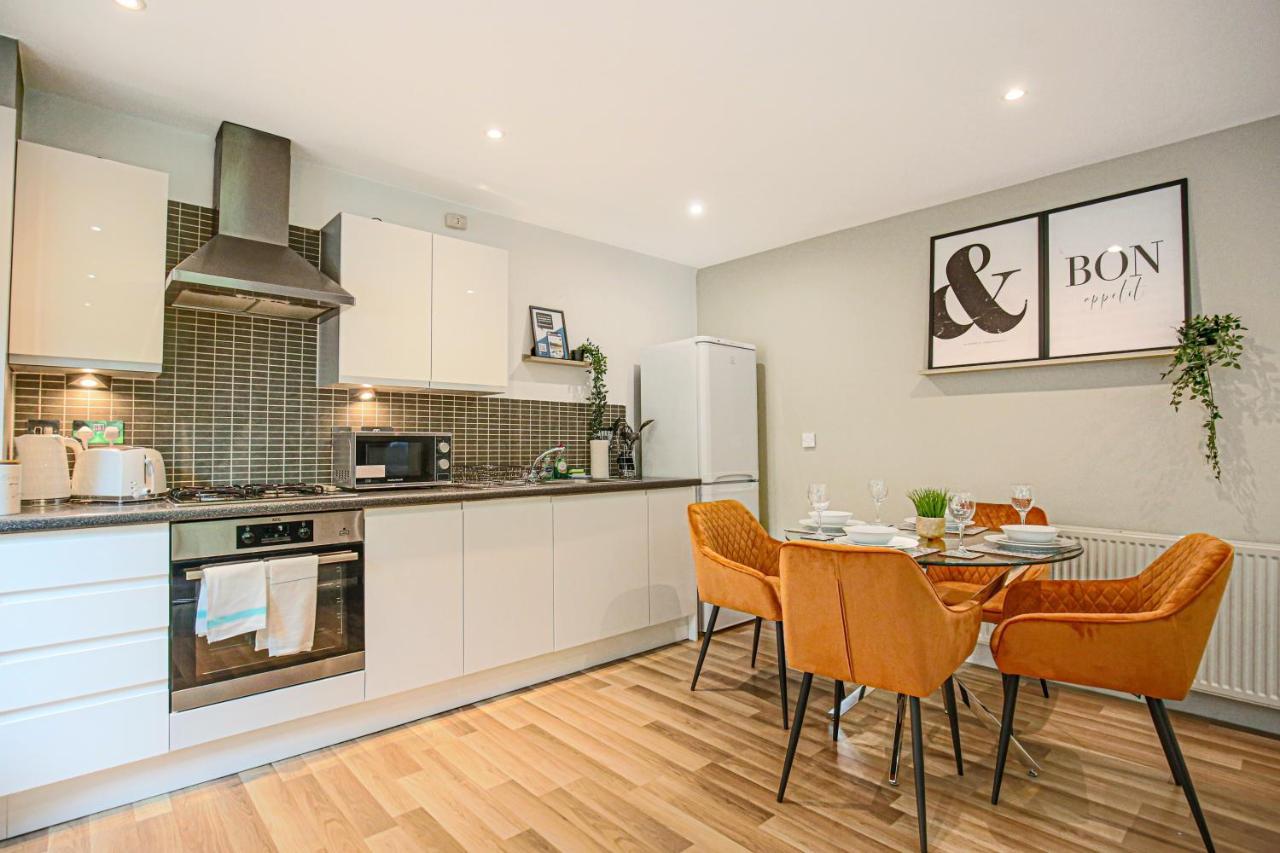 Campbell Park Apartment - City Centre - Free Parking, Balcony, Super-Fast Wifi And Smart Tv With Netflix By Yoko Property Милтон-Кейнс Экстерьер фото
