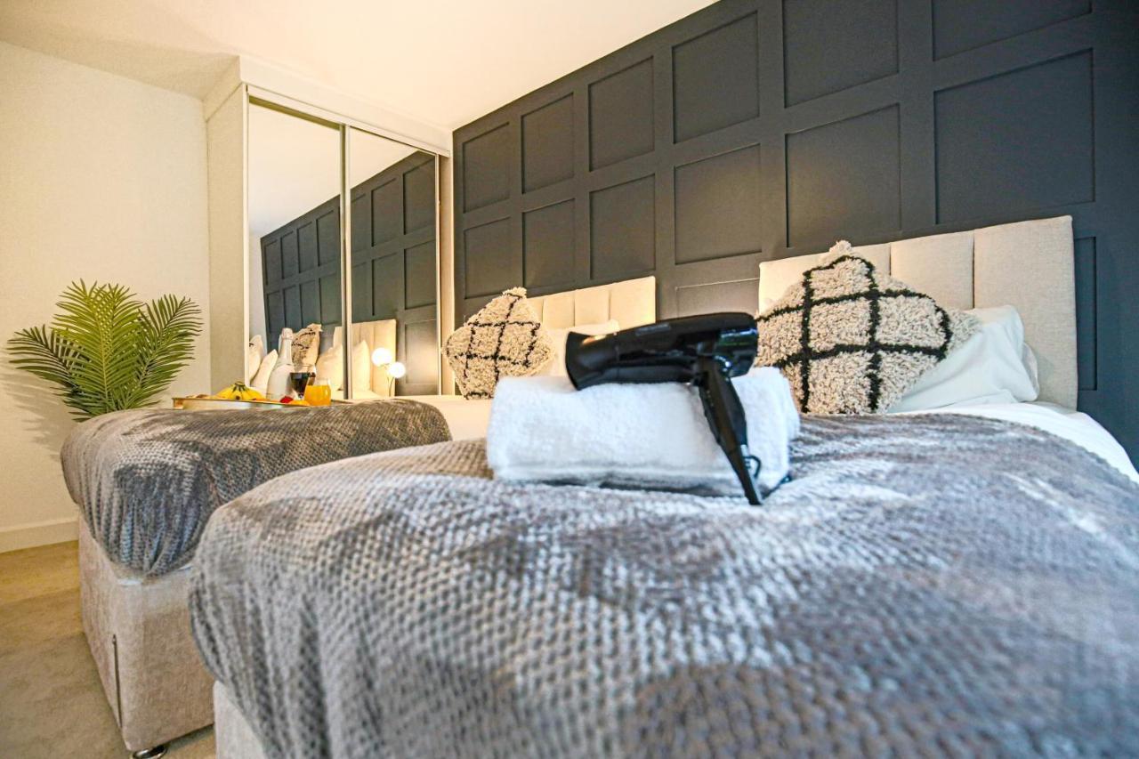 Campbell Park Apartment - City Centre - Free Parking, Balcony, Super-Fast Wifi And Smart Tv With Netflix By Yoko Property Милтон-Кейнс Экстерьер фото