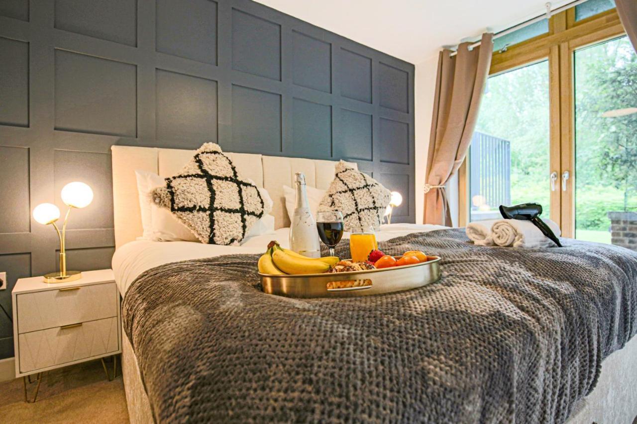 Campbell Park Apartment - City Centre - Free Parking, Balcony, Super-Fast Wifi And Smart Tv With Netflix By Yoko Property Милтон-Кейнс Экстерьер фото